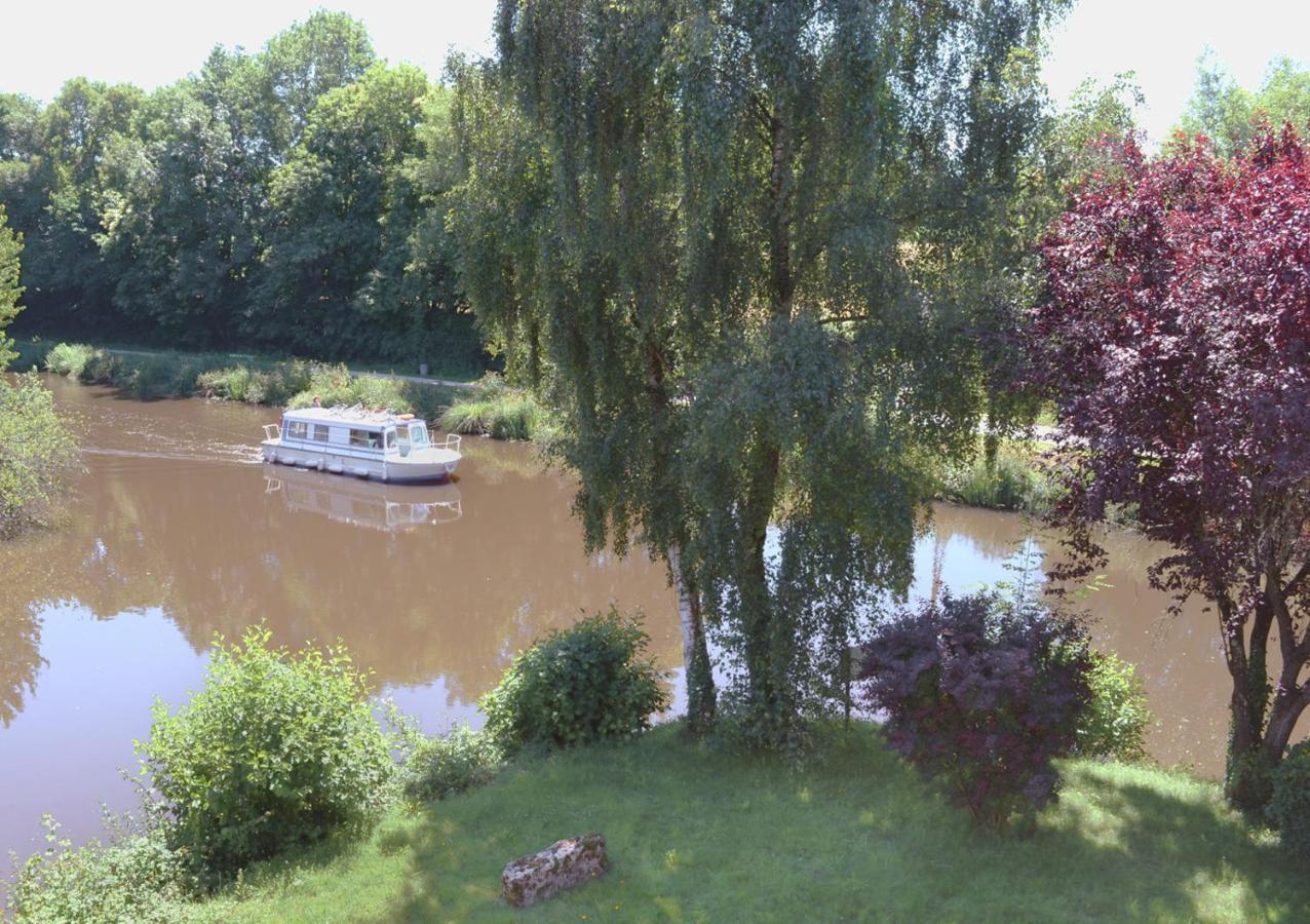 Bed and Breakfast Le Moulin Du Mottay Evran Экстерьер фото